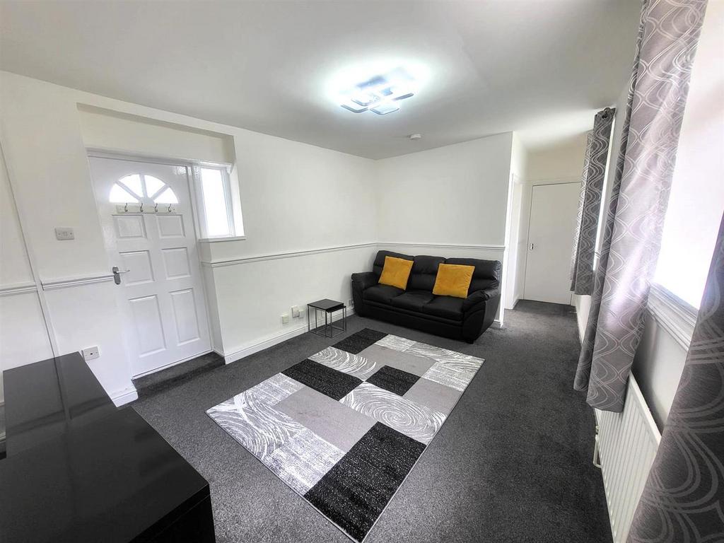 Sitting Room Pic 1