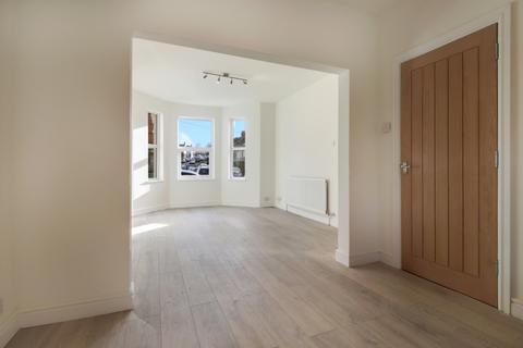 4 bedroom terraced house for sale, Linden Crescent, Folkestone, CT19