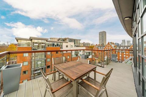 3 bedroom flat for sale, Montaigne Close, London SW1P