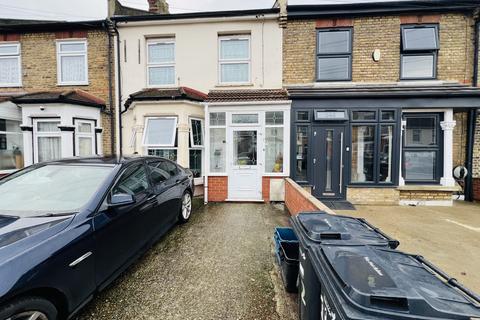 Chester Road, Ilford IG3
