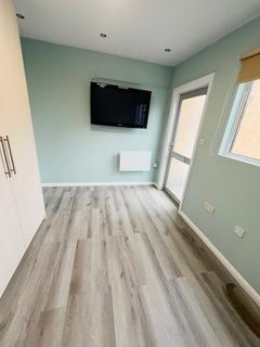undefined, Liddell Close, 102 HA3