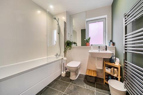 1 bedroom flat for sale, Thomas Blake Avenue, Southampton, Hampshire, SO14