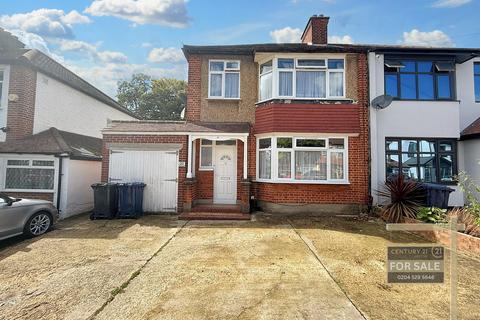 undefined, Dorset Avenue, SOUTHALL UB2