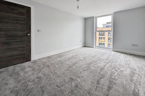 1 bedroom apartment to rent, Canal Walk, Southampton SO14