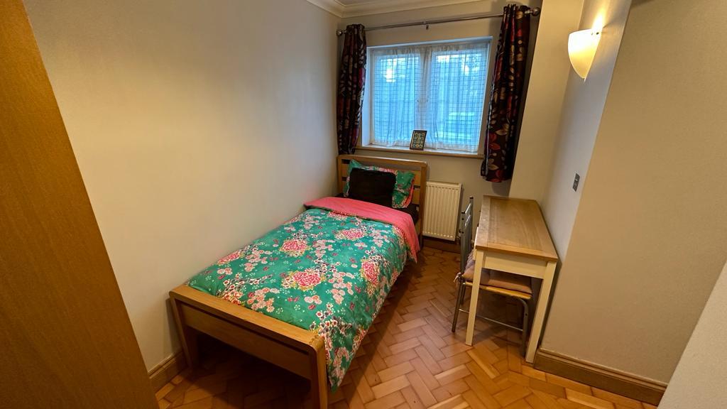 Studio Flat