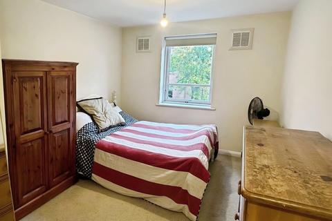 2 bedroom flat to rent, Escrick House, Fulford Place, Hospital Fields Road, York, YO10