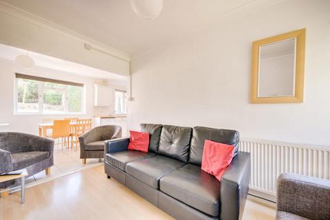 undefined, Warwick Road, Canterbury