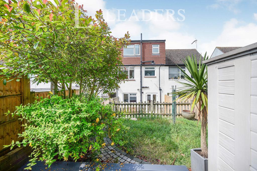Spacious garden
