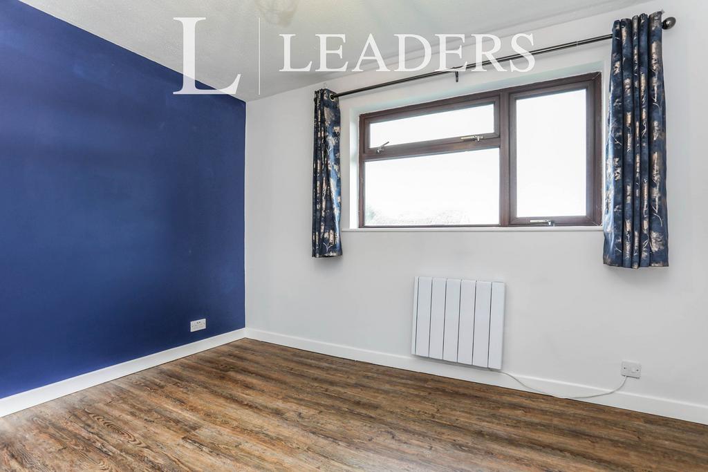 43 Carlton - Bedroom