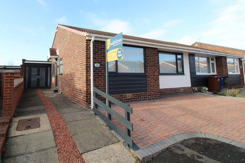 3 bedroom semi-detached bungalow for sale, Cottersdale Gardens, Newcastle upon Tyne NE5