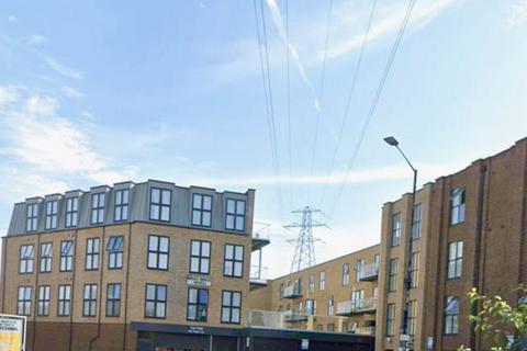 1 bedroom flat to rent, Stoke Poges Lane,  Slough, SL1