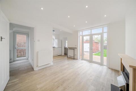 undefined, Rosamond Road, Bedford