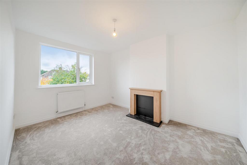 Bedroom 2 h.jpg