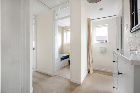 2 bedroom maisonette for sale, Ashtead