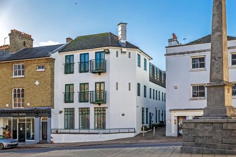 2 bedroom duplex to rent, Upper High Street, Winchester, SO23