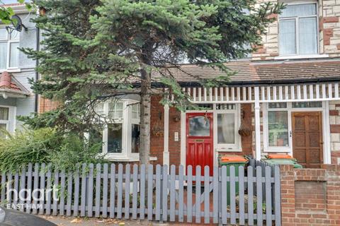 3 bedroom terraced house for sale, Fourth Avenue, London