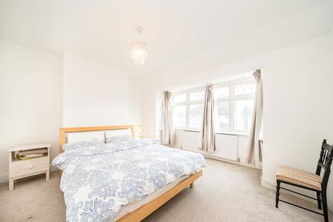 undefined, Whitton Waye, Hounslow TW3