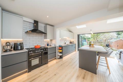 undefined, Turner Avenue, Twickenham TW2