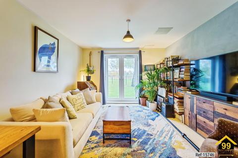 1 bedroom flat for sale, Academy Place, England, TW7
