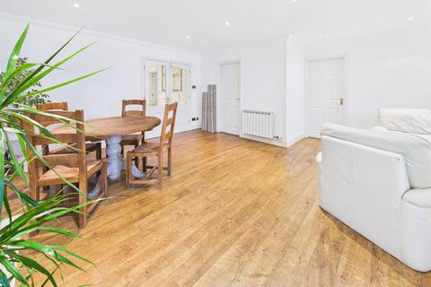 undefined, Suitable for Non-Qualified/Registered 2 bed, 2 bath, 2 parking, town apartment