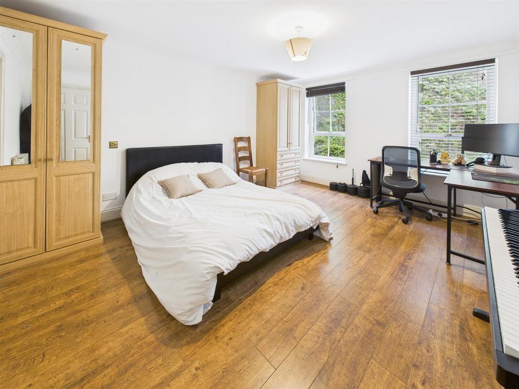 M388oqgs WUq2r03r Me M2 Dw.jpg