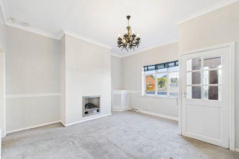 2 bedroom terraced house to rent, Leigh Road, Manchester M28