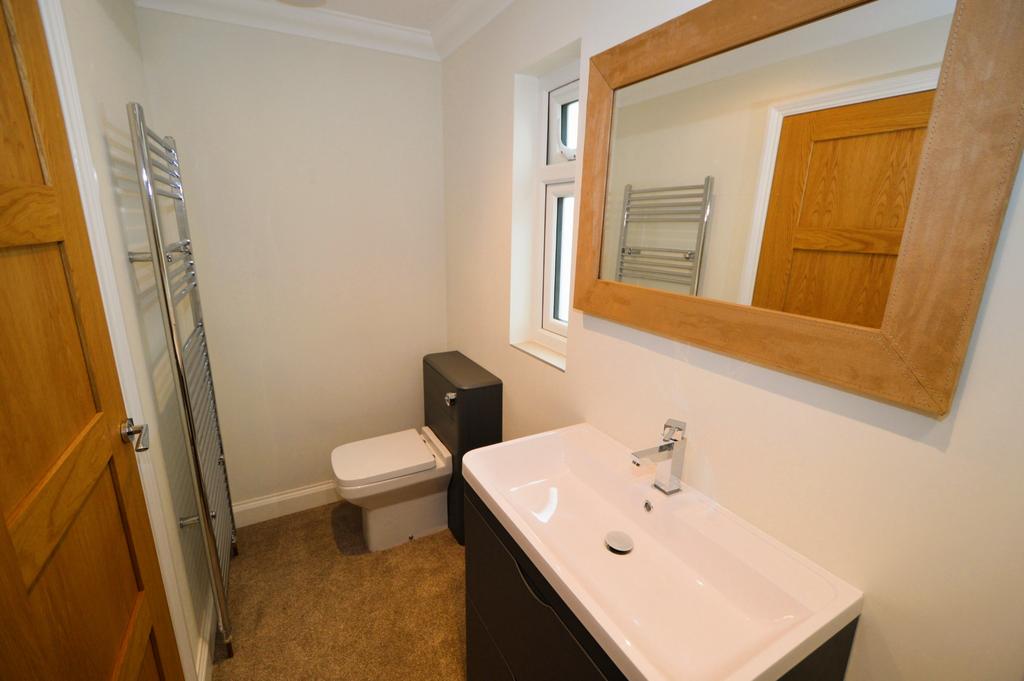 Ensuite shower