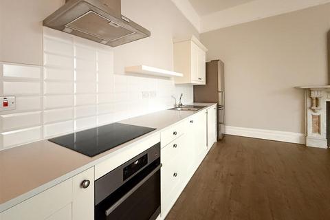 1 bedroom apartment to rent, The Walk, Cardiff CF24