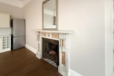 1 bedroom apartment to rent, The Walk, Cardiff CF24