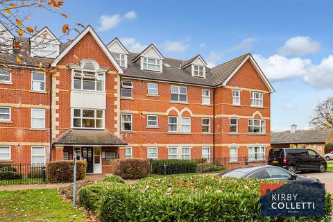 Cobham Close, Enfield