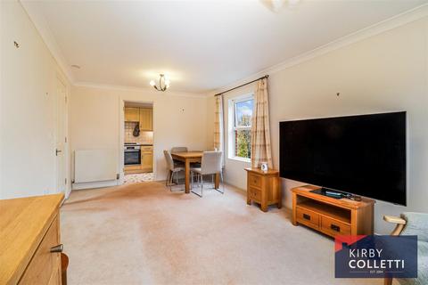 undefined, Cobham Close, Enfield
