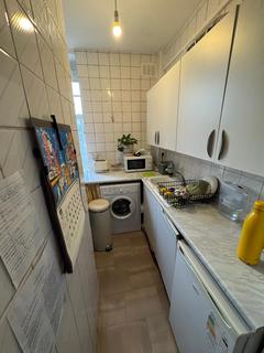 Studio to rent, Abbey Road, London NW8