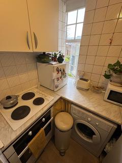 Studio to rent, Abbey Road, London NW8