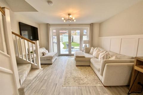 undefined, Ronaldsay Grove, Whitehouse