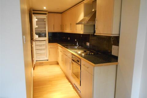 3 bedroom flat to rent, Howard Road, Hampshire SO15