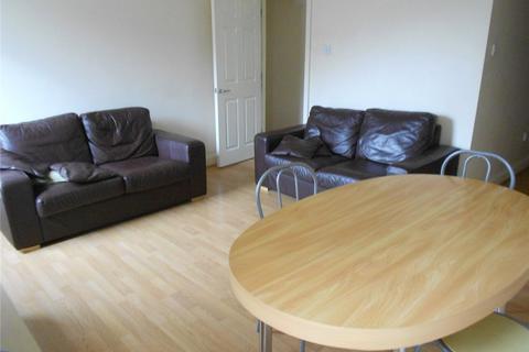 3 bedroom flat to rent, Howard Road, Hampshire SO15