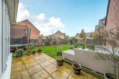2 Castle Grove, Wetherby, LS22 7UB