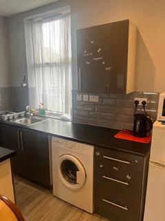 1 bedroom apartment to rent, Cathays Terrace, Cardiff CF24