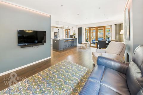5 bedroom detached house for sale, Layer Close, Bowthorpe, Norwich