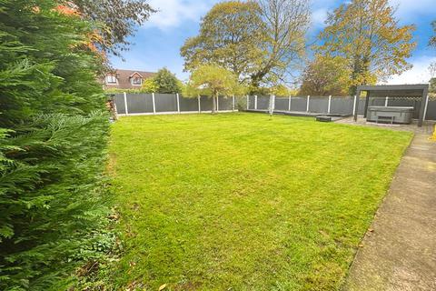 Longcroft Cottage Ancient Lane, Hatfield Woodhouse, Doncaster, DN7 6PJ