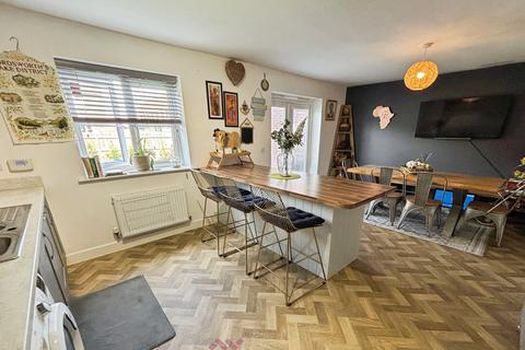 19 Arlington Road, Hatfield, Doncaster, DN7 6EF
