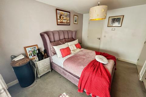 19 Arlington Road, Hatfield, Doncaster, DN7 6EF