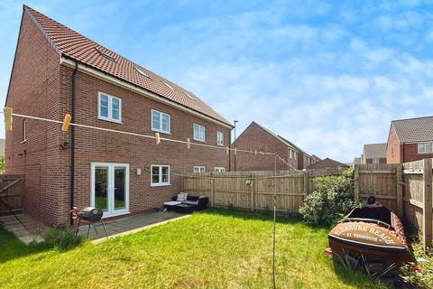 29 Arlington Road, Hatfield, Doncaster, DN7 6EF