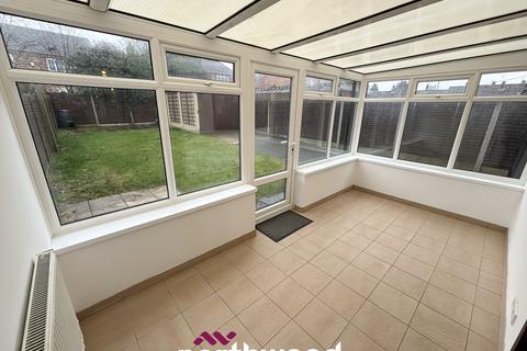 80 Grange Avenue, Hatfield, Doncaster, DN7 6RD