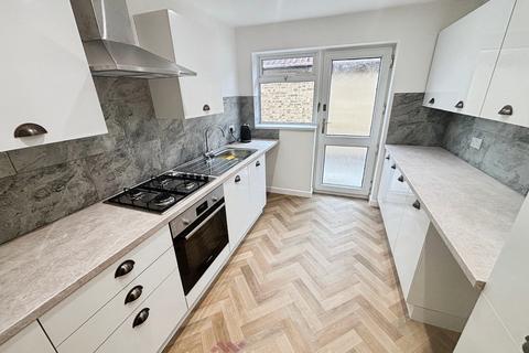 undefined, Victoria Avenue, Doncaster DN7