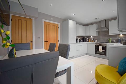 4 bedroom detached house for sale, Grasmere Avenue, Leyland PR25