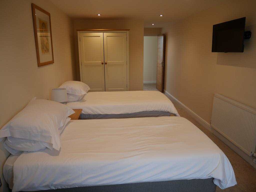 Bedroom 22