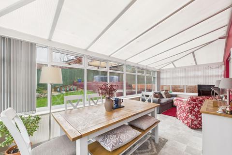 4 bedroom detached house for sale, Royal Worcester Crescent, Bromsgrove, B60