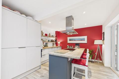 4 bedroom detached house for sale, Royal Worcester Crescent, Bromsgrove, B60