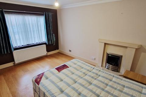 1 bedroom end of terrace house to rent, Chestnut Close, Gravesend DA11